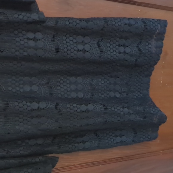 Chico's Black Crochet 3/4 Sleeve Straight Sheath Dress Size Medium - Picture 3 of 6